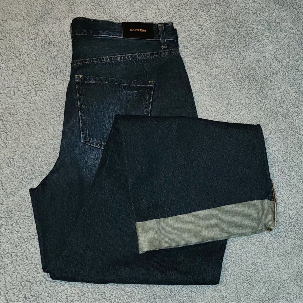 Express Women's Super High Waisted Baggy Wide Leg Jeans